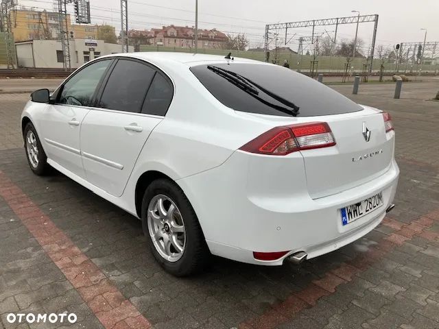 Renault Laguna dCi 110 FAP Limited - 6