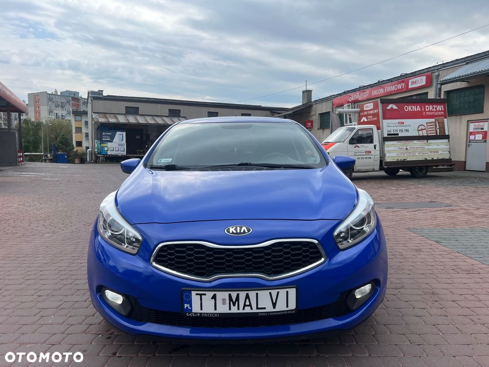 Kia Ceed - 21