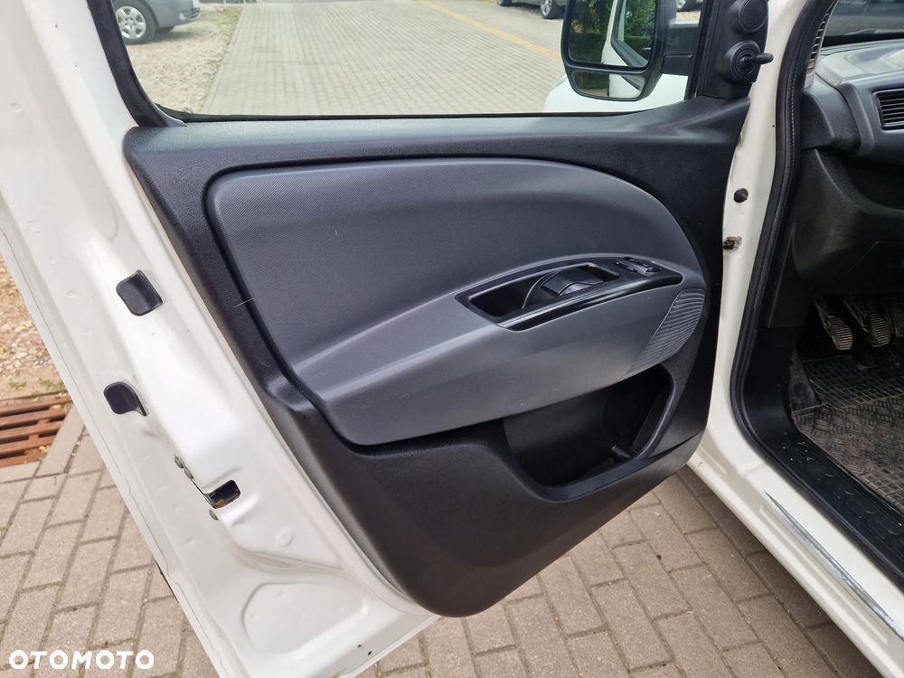 Fiat Doblo 1.3 16V Multijet Active - 15