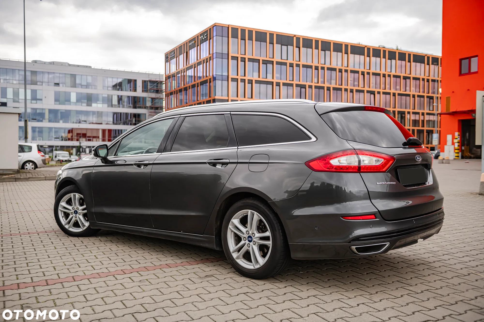 Ford Mondeo 2.0 TDCi Titanium PowerShift - 16