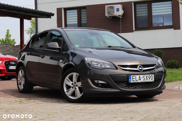 Opel Astra 1.4 Turbo Active