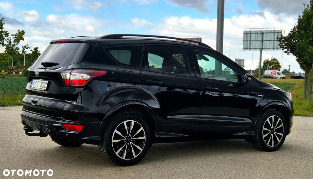 Ford Kuga 1.5 EcoBoost 2x4 ST-Line - 25