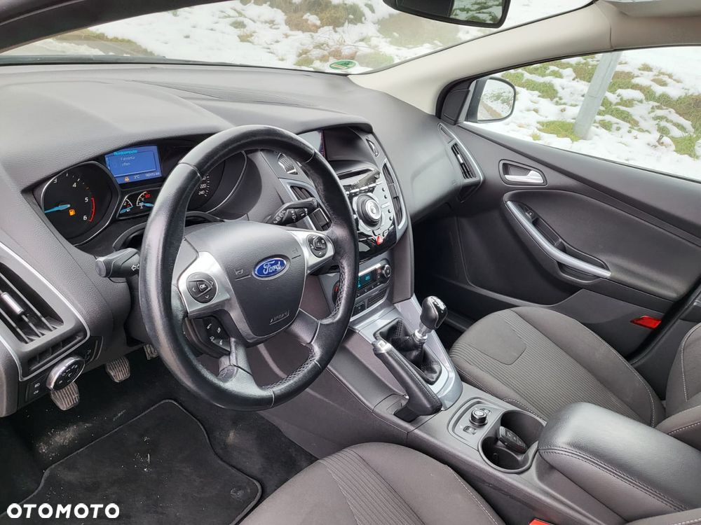 Ford Focus 2.0 TDCi DPF Trend - 6