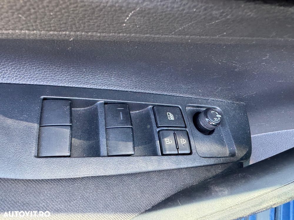 Toyota Corolla 1.8 HSD Active - 15