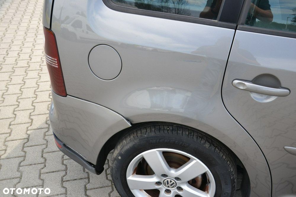 Volkswagen Touran - 9