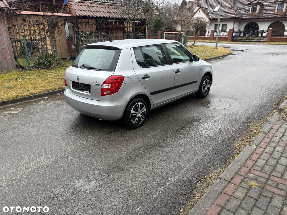 Skoda Fabia 1.2 HTP - 2