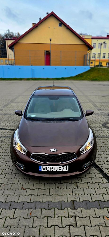 Kia Ceed 1.6 GDI L - 4
