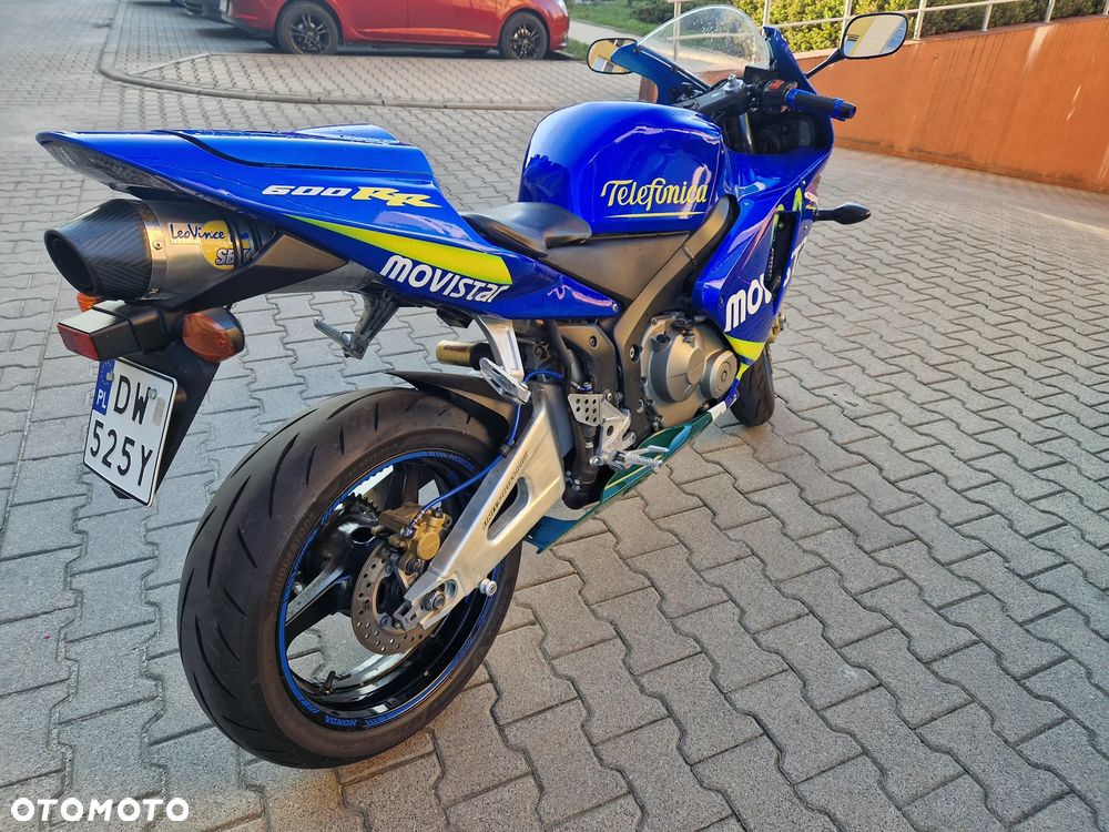 Honda CBR - 7