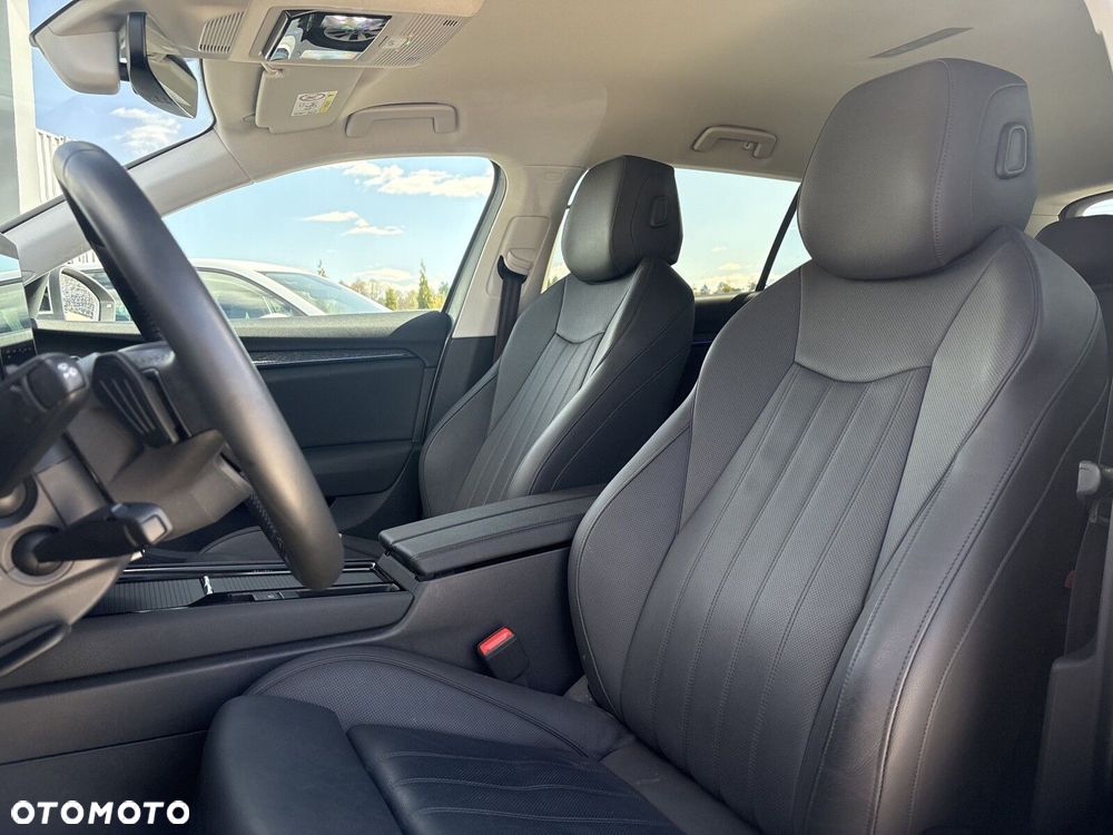 Skoda Superb 2.0 TDI SCR 4x4 Selection DSG - 13