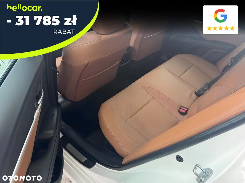 Toyota Camry 2.5 Hybrid Dynamic Force Prestige e-CVT - 6