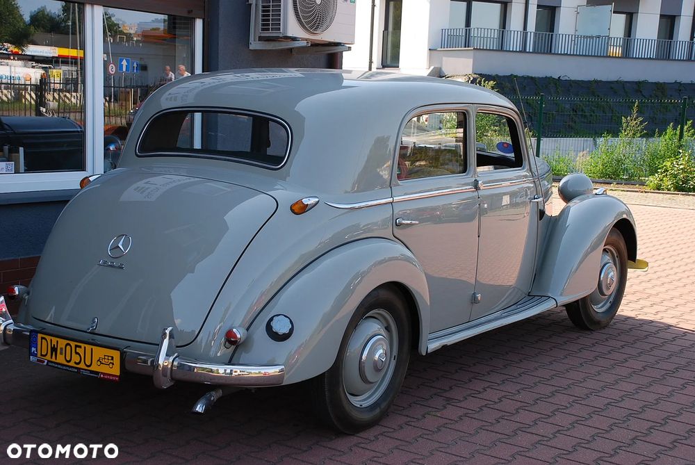 Mercedes-Benz Inny - 4