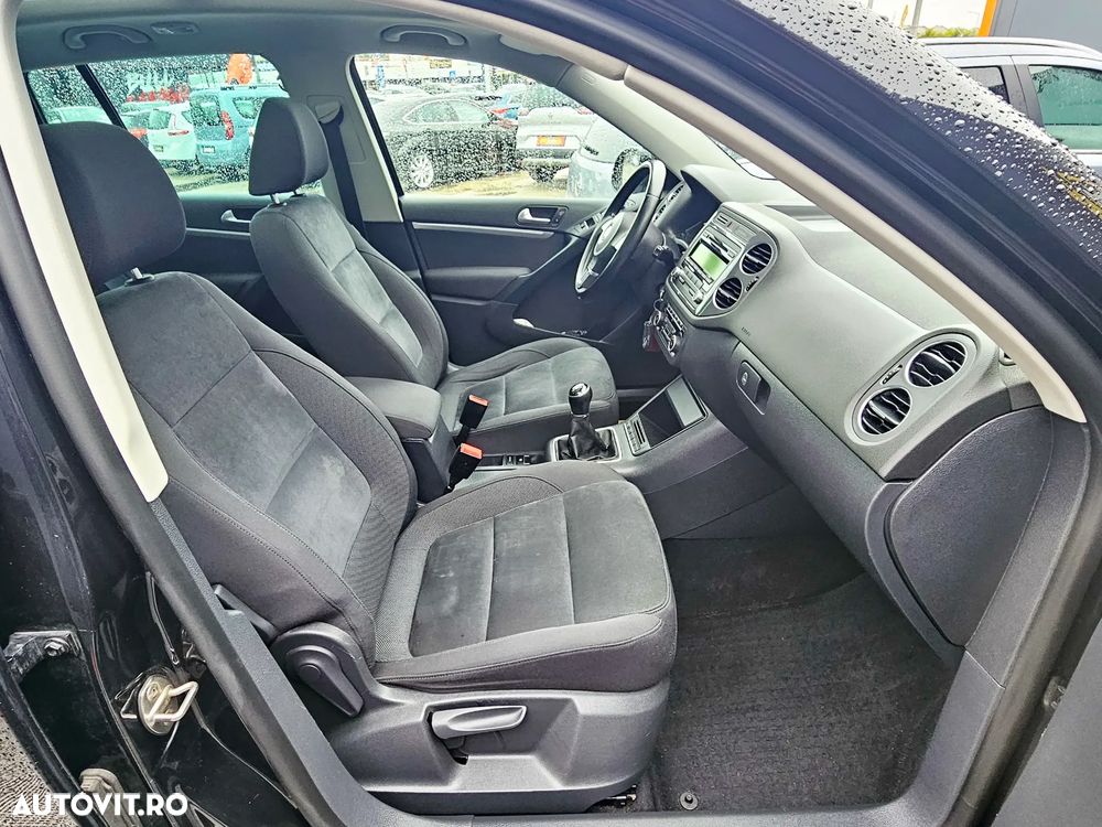 Volkswagen Tiguan - 15