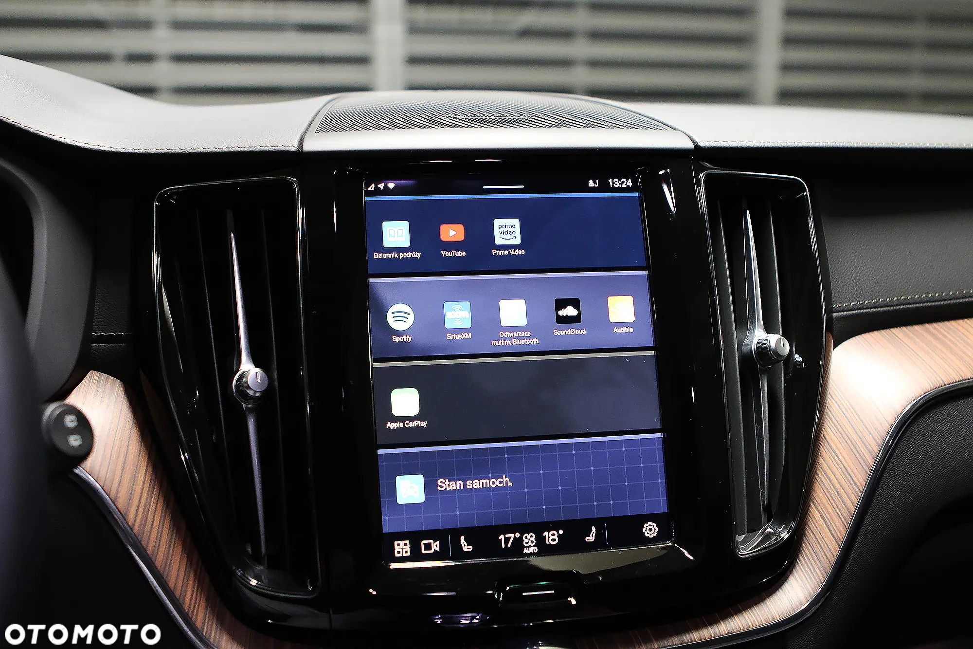 Volvo XC 60 B5 B AWD Ultimate Black Edition - 35