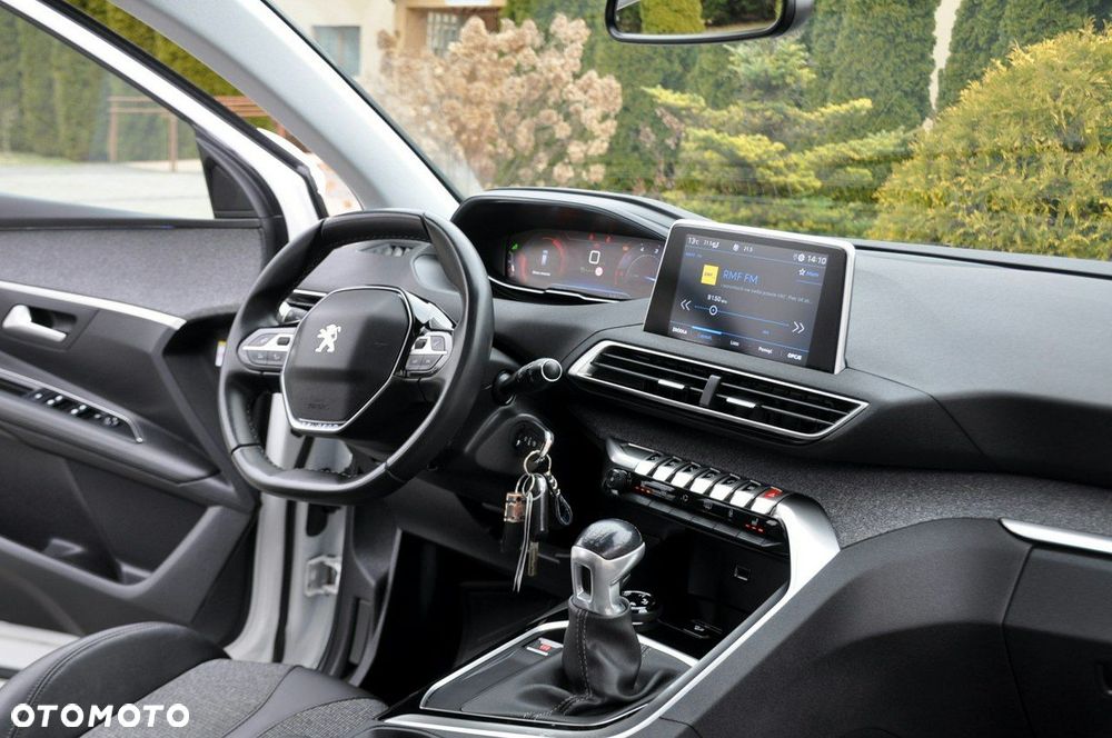 Peugeot 3008 - 25