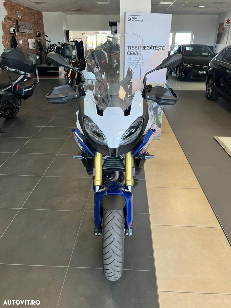 BMW F900XR - 2