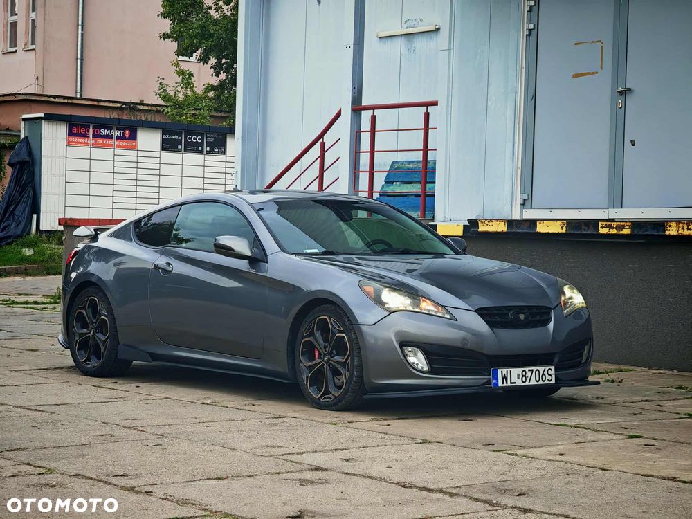 Hyundai Genesis Coupe 3.8 V6 - 4