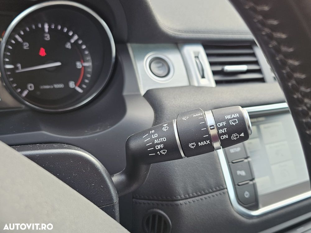 Land Rover Range Rover Evoque - 21