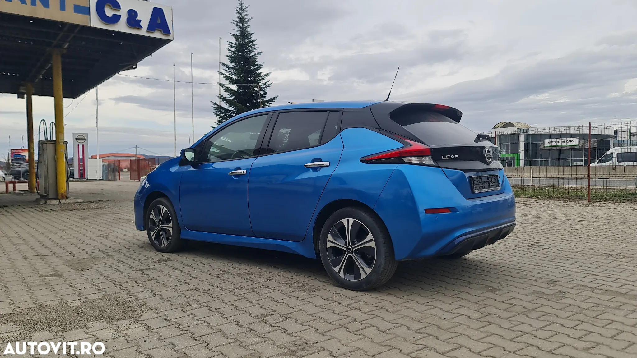 Nissan LEAF 62 kWh e+ Tekna - 4