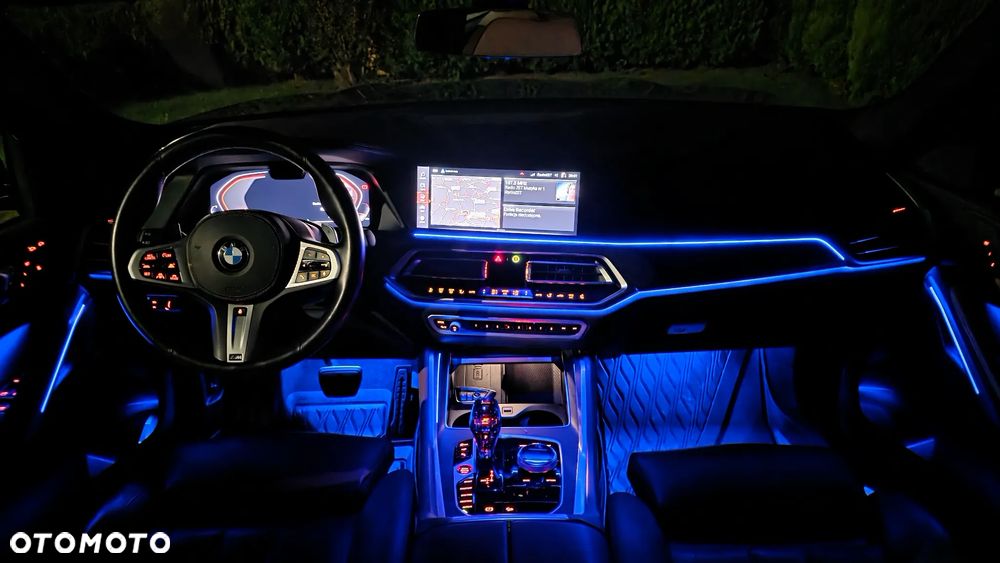 BMW X6 xDrive40d mHEV - 29