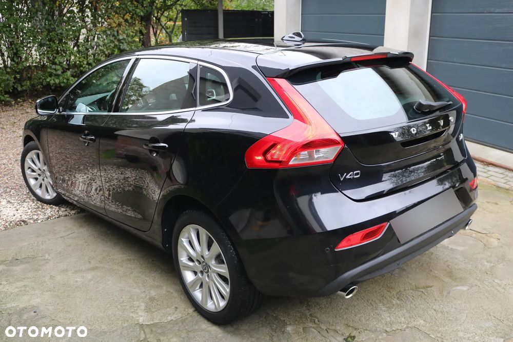 Volvo V40 D4 Drive-E Momentum - 16