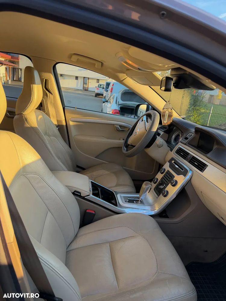 Volvo S80 D5 Momentum - 6