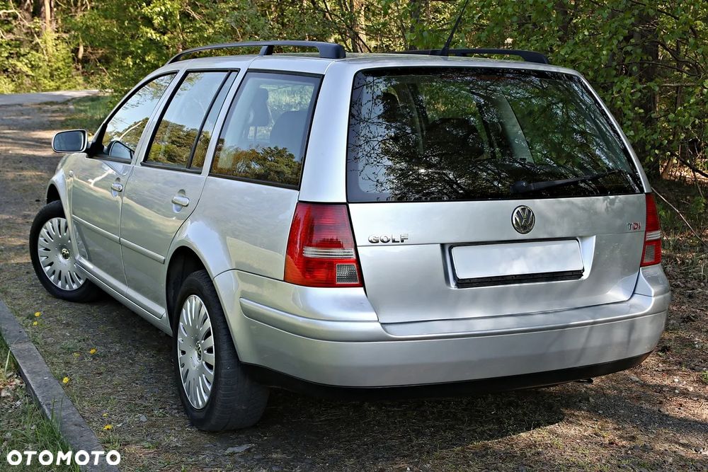 Volkswagen Golf 1.9 TDI Comfortline - 24