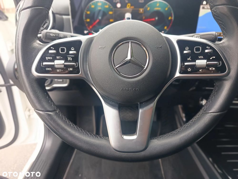 Mercedes-Benz Klasa A 200 d 8G-DCT AMG Line - 6