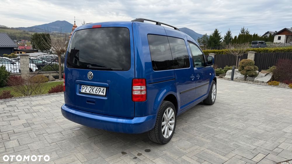 Volkswagen Caddy Comfortline DSG - 6