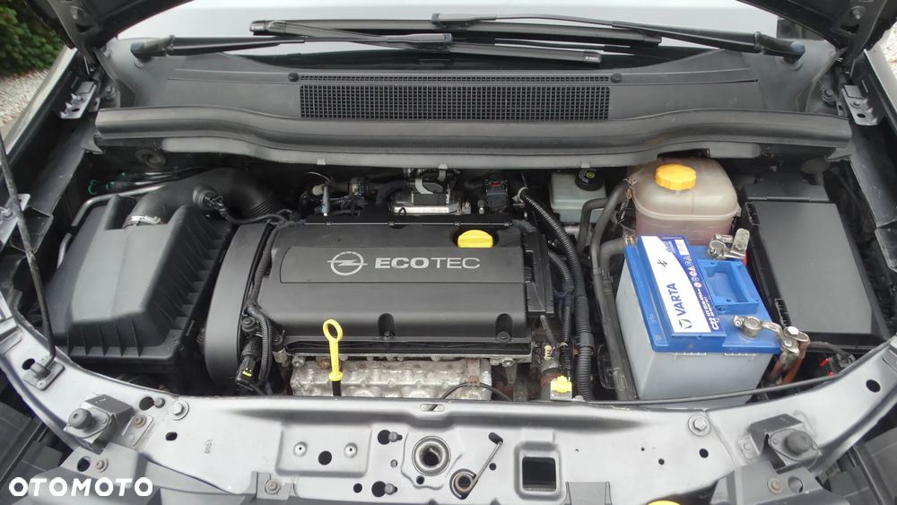 Opel Zafira - 22