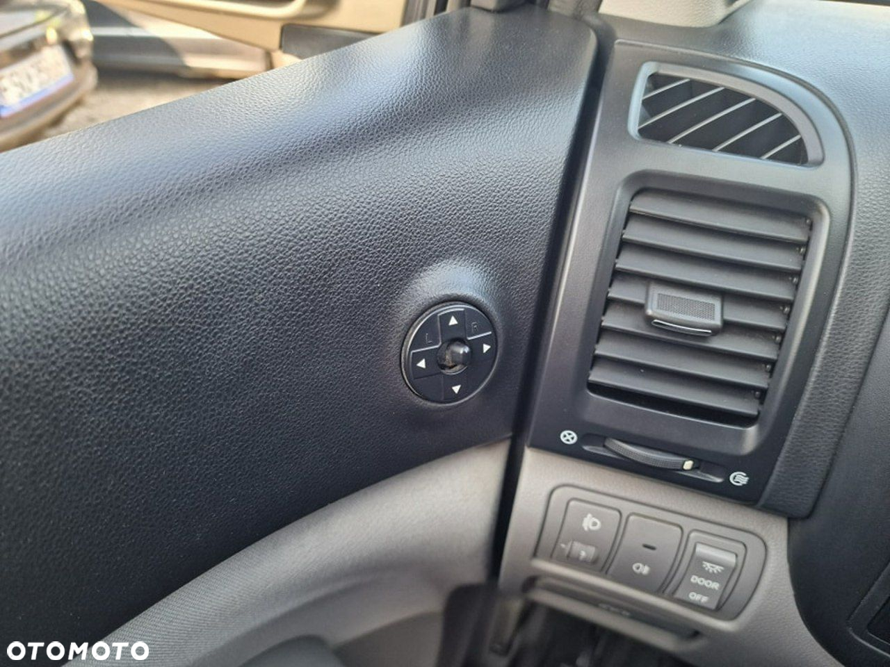 Kia Carnival 2.9 CRDi EX - 10