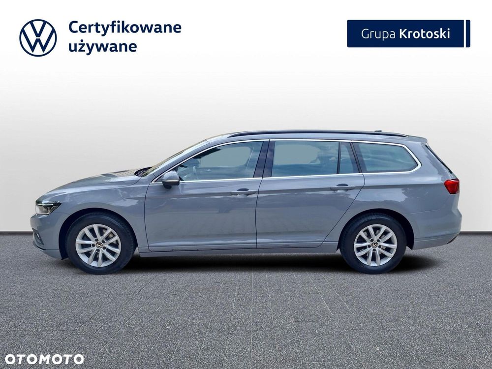 Volkswagen Passat - 4