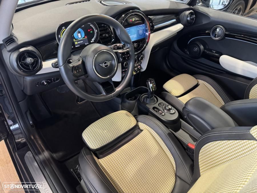 MINI 3 Portas Cooper SE Premium P. Classic - 13