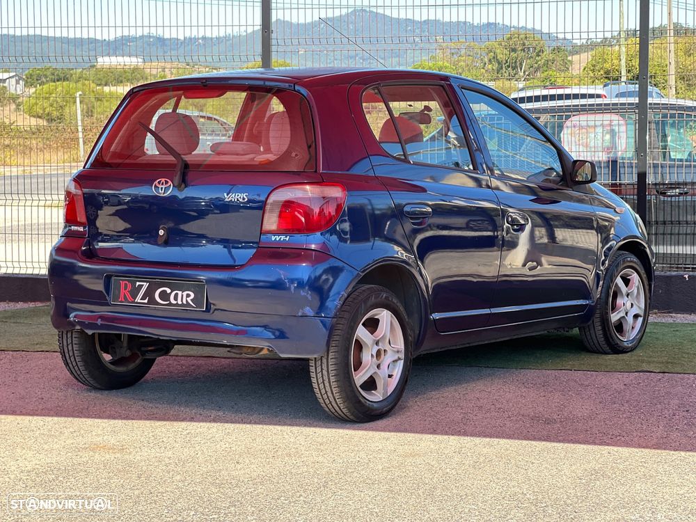 Toyota Yaris 1.0 Base C/Radio - 5