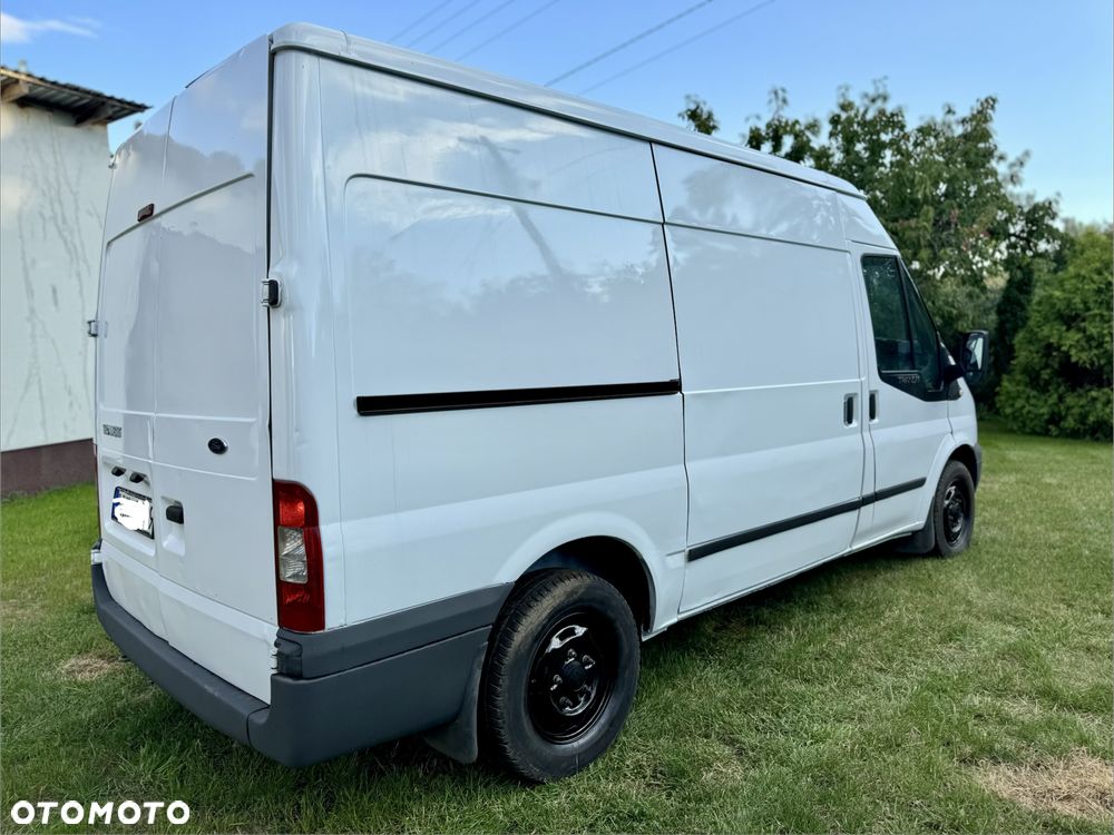 Ford Transit - 9