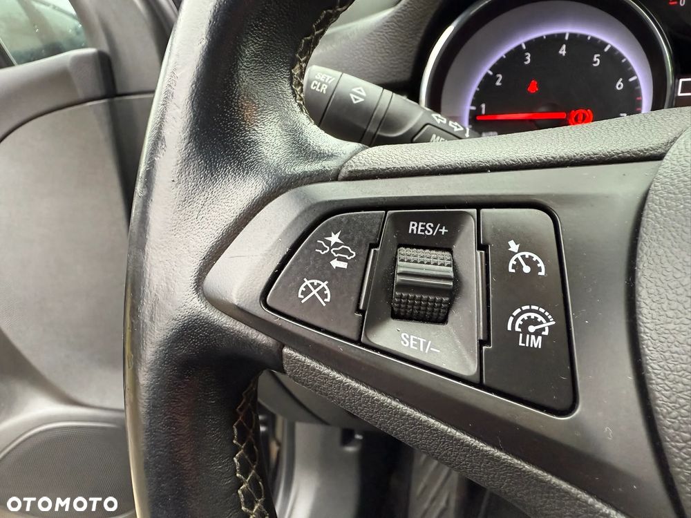 Opel Astra 1.4 Turbo Innovation - 20