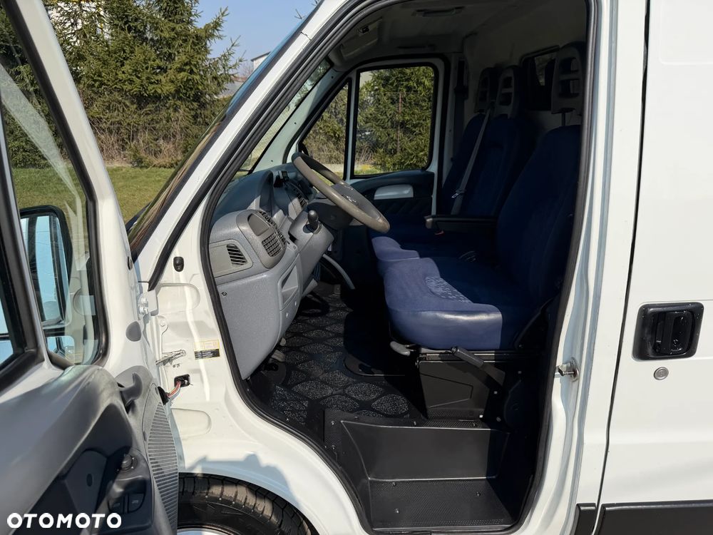 Peugeot Boxer * 2.2 / 100KM * L1H1 * Bagażnik dachowy * Hak * - 28