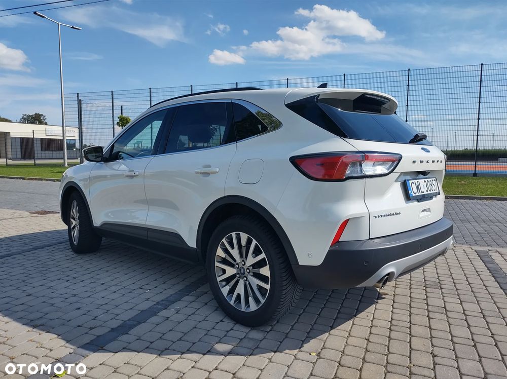 Ford Kuga 2.5 Duratec FHEV 4x4 TITANIUM - 10
