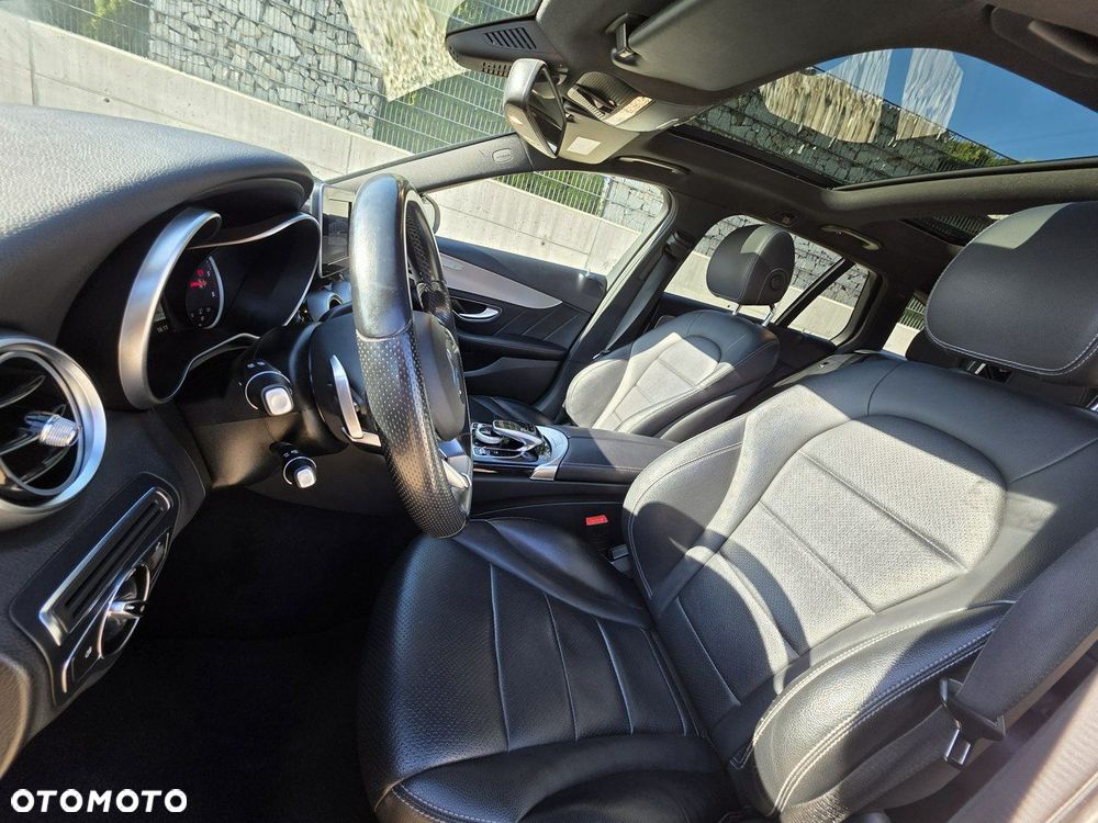 Mercedes-Benz Klasa C 220 d 4Matic 9G-TRONIC AMG Line - 20