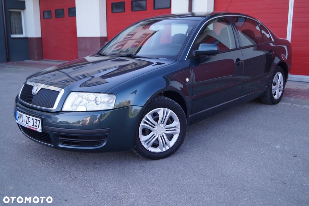Skoda Superb 2.0 Exclusive - 5