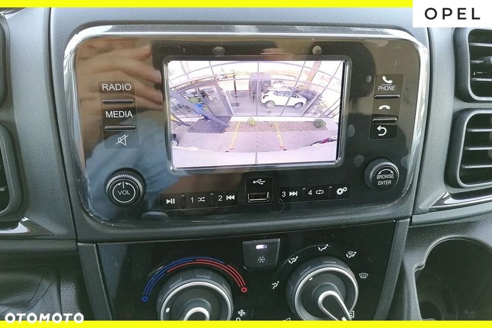 Opel Movano L2H2 2.2 140KM - 10