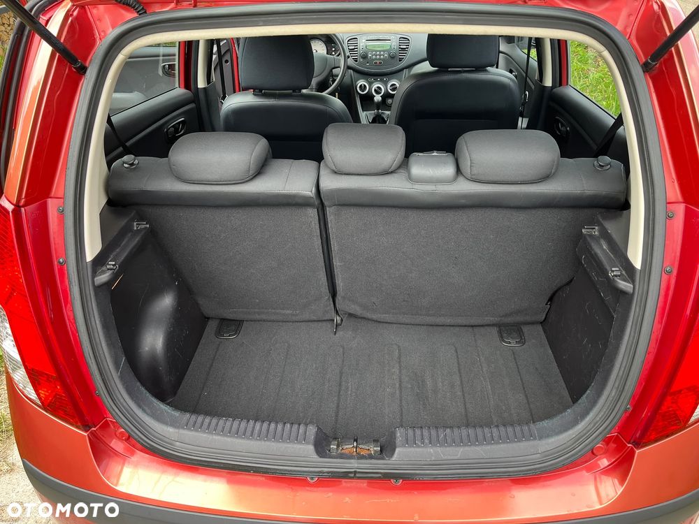 Hyundai i10 - 12