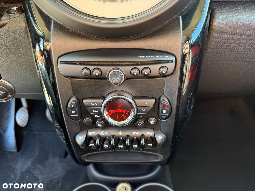 MINI Countryman Cooper D ALL4 EU6 - 24