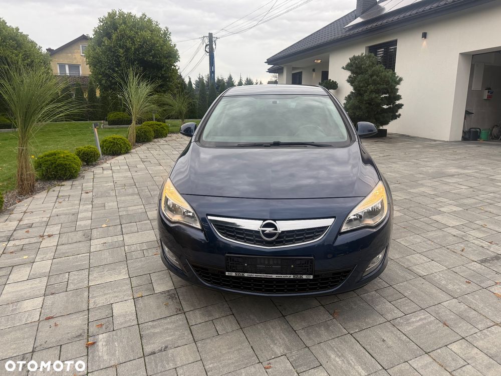 Opel Astra IV 1.4 T Edition 150 - 3