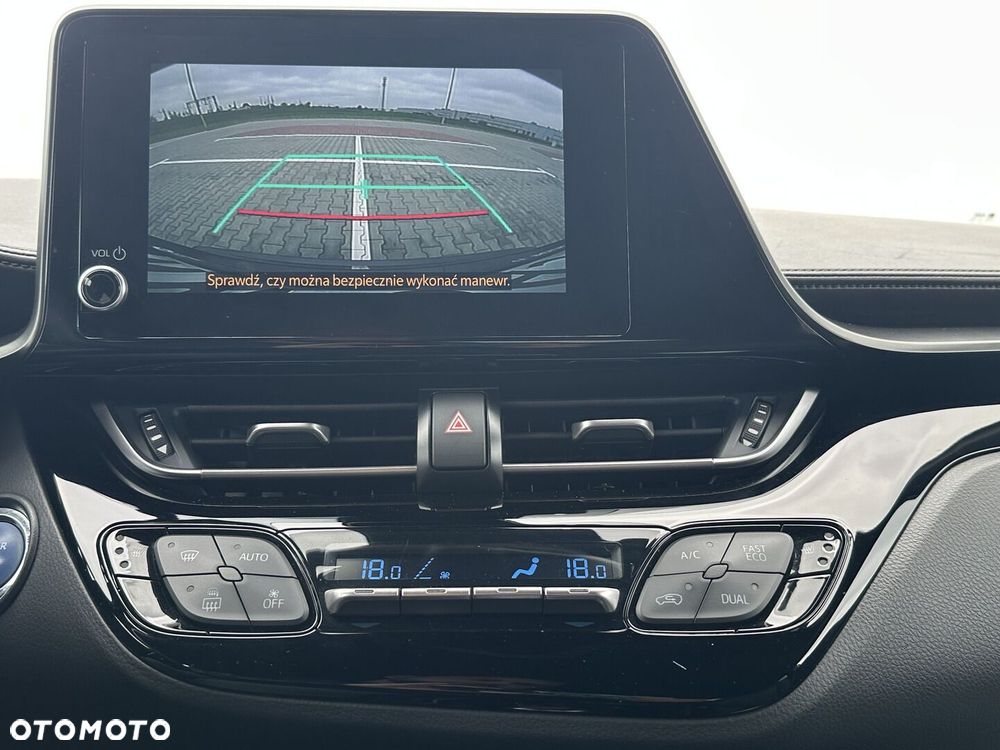 Toyota C-HR - 21