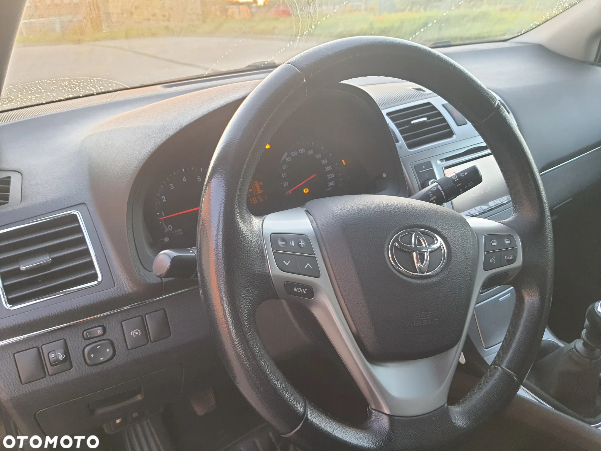 Toyota Avensis 1.8 Business Edition - 10