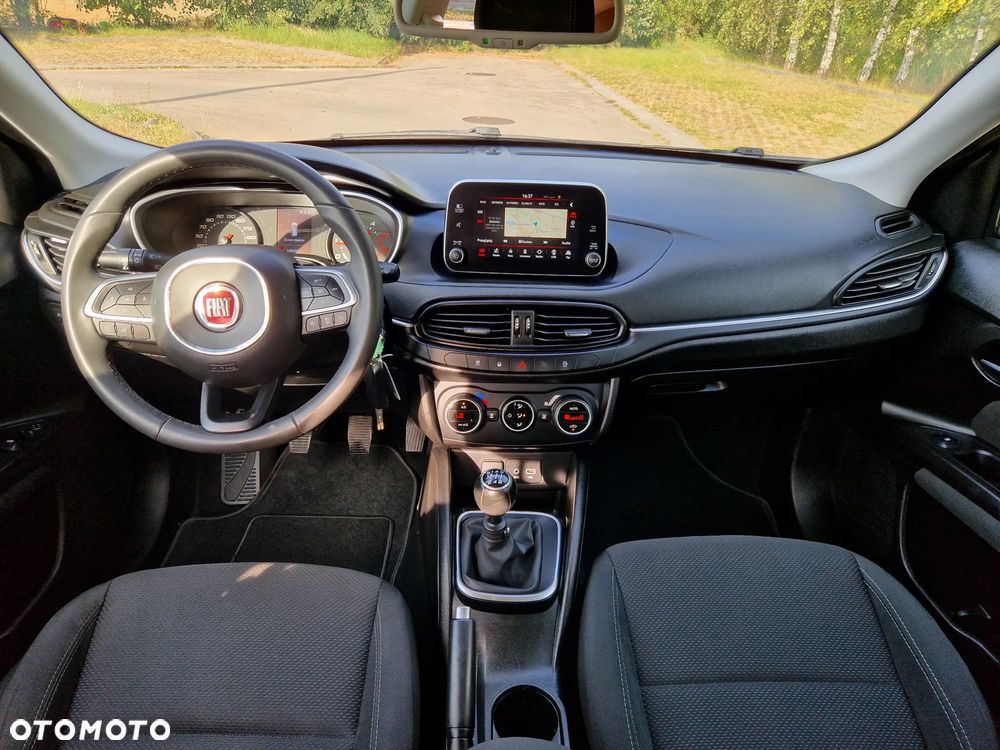 Fiat Tipo 1.6 MultiJet 16v Sport - 11