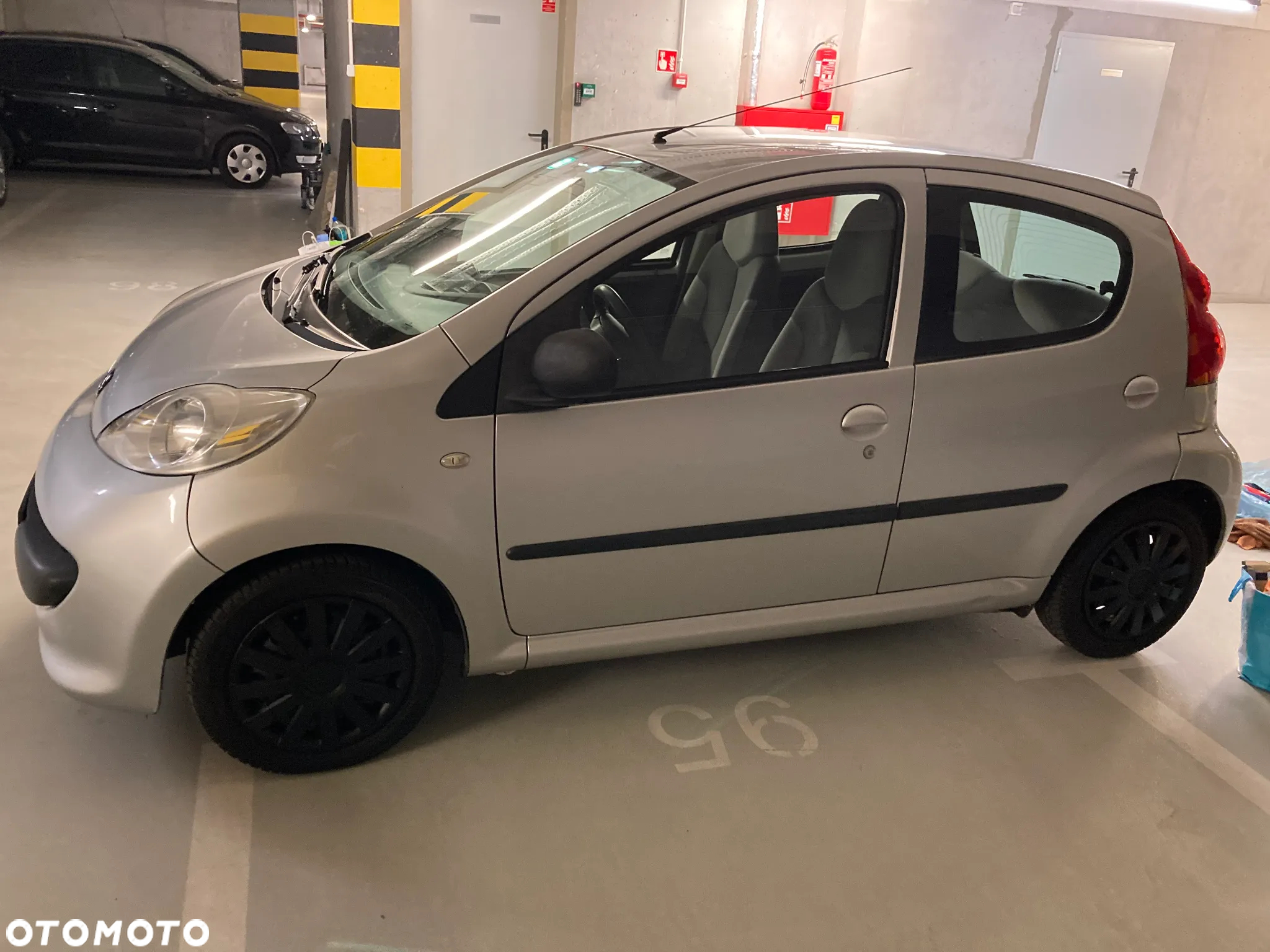 Peugeot 107 1.4 HDI Trendy - 2