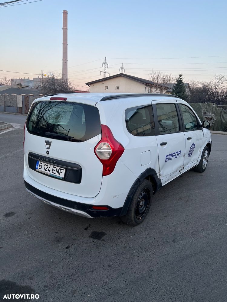 Dacia Lodgy 1.5 Blue dCi Stepway - 5