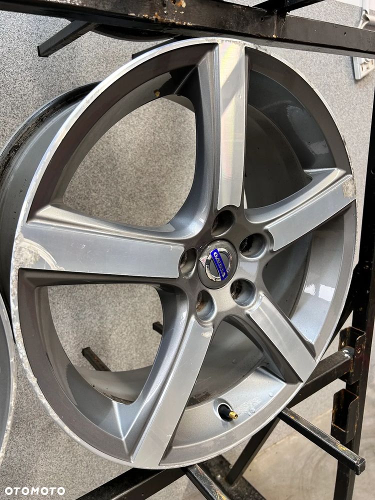 4 FELGI ALU. VOLVO C70, V70, S60, V60, S80, V40  18'' 8J ET45 - 12