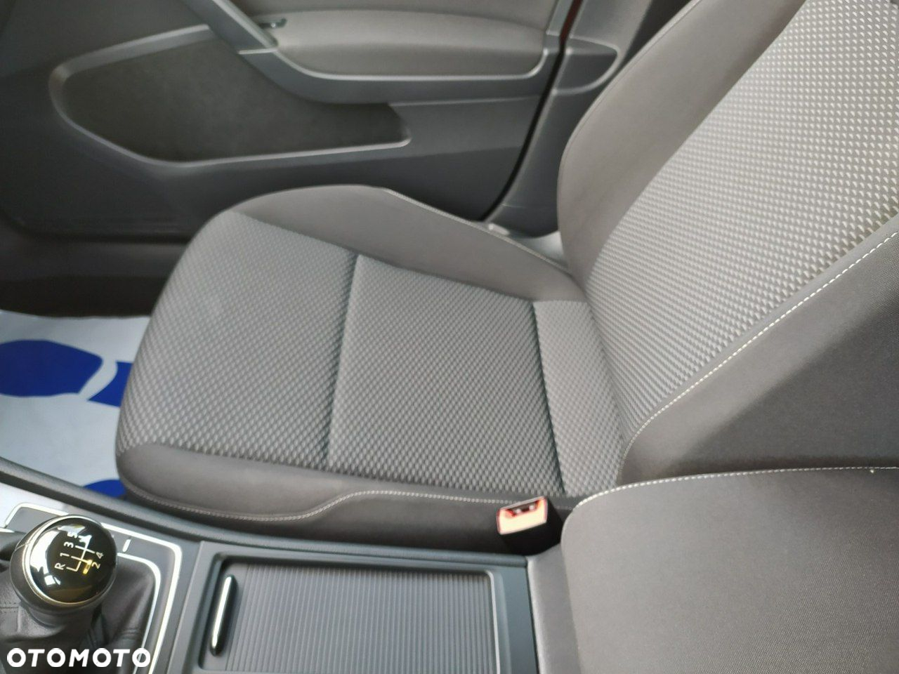 Volkswagen Golf VII 1.0 TSI BMT City - 14